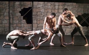 laburinthodes-pantrema-kritikou-kai-sugxronou-xorou-3